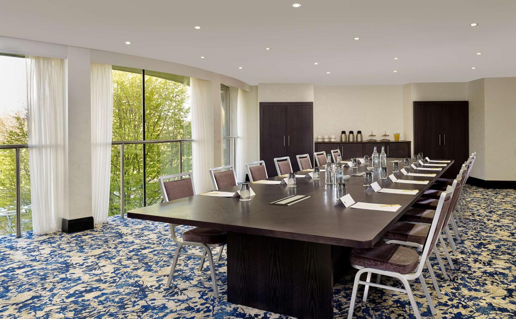 Doubletree By Hilton Hotel Nottingham - Gateway Buitenkant foto